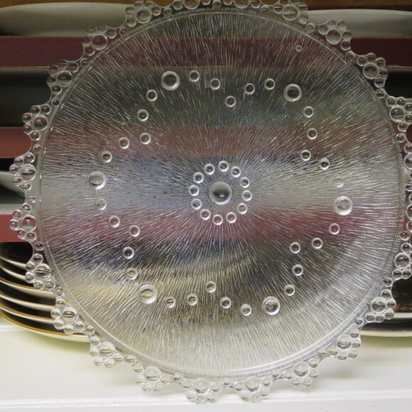 Hobnail Glass Plate 10" Dia. (DK689) - Picture 2 of 5